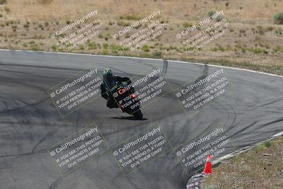 media/Apr-20-2025-AHRMA (Sun) [[393a79c373]]/Race/Group 3/Turn 4b/